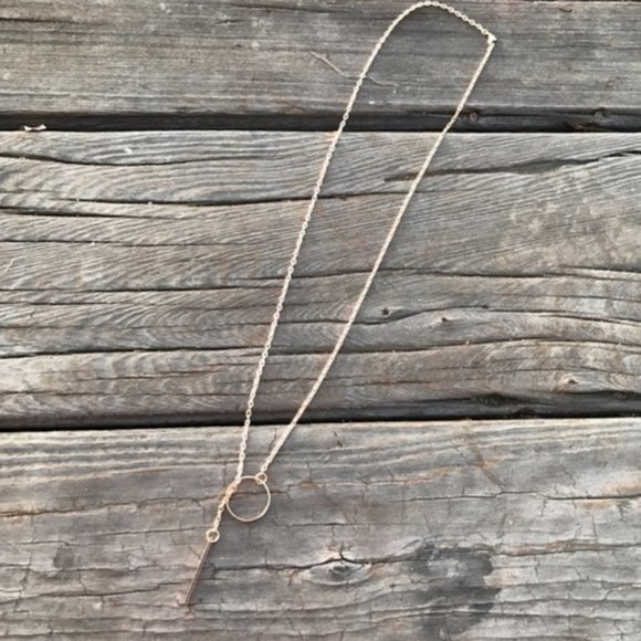 Minimalist Lariat Necklace (Gold) - Picture 6 of 7